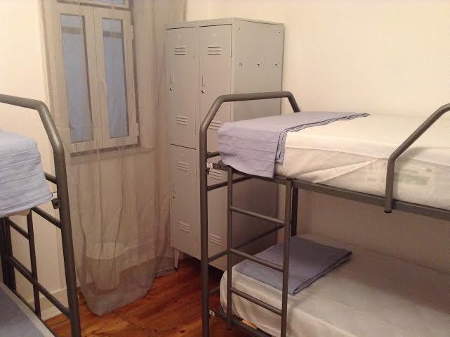 The Swallow Hostel Lissabon Kamer foto
